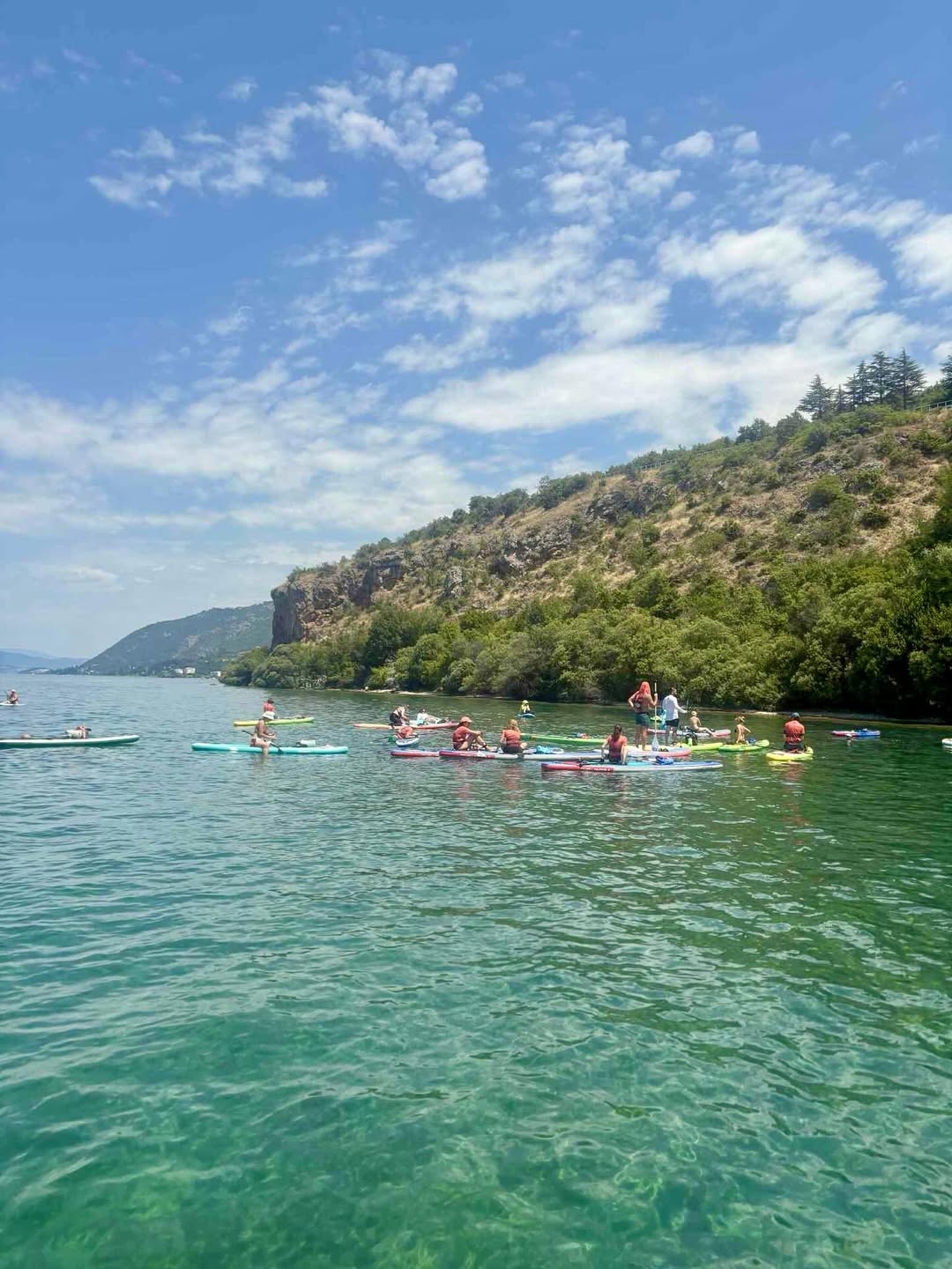 Always is good to see the SUP crew and some great SUPers from other countries around the world! (14)