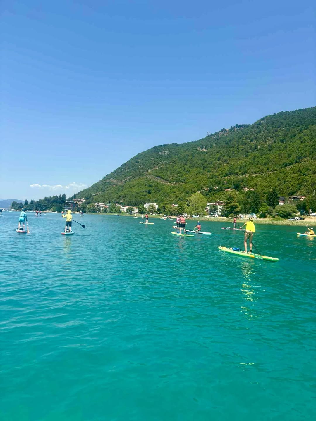 Always is good to see the SUP crew and some great SUPers from other countries around the world! (16)