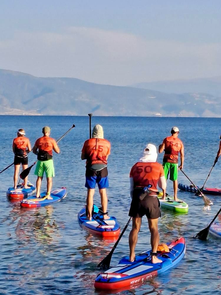 Always is good to see the SUP crew and some great SUPers from other countries around the world! (5)